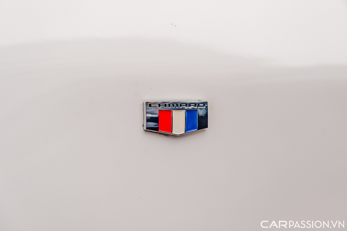 Chevrolet Camaro RS cua 