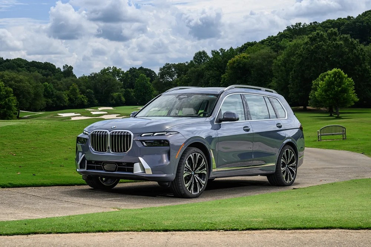 BMW X7 2023 tu 7,5 ty dong tai Viet Nam, 