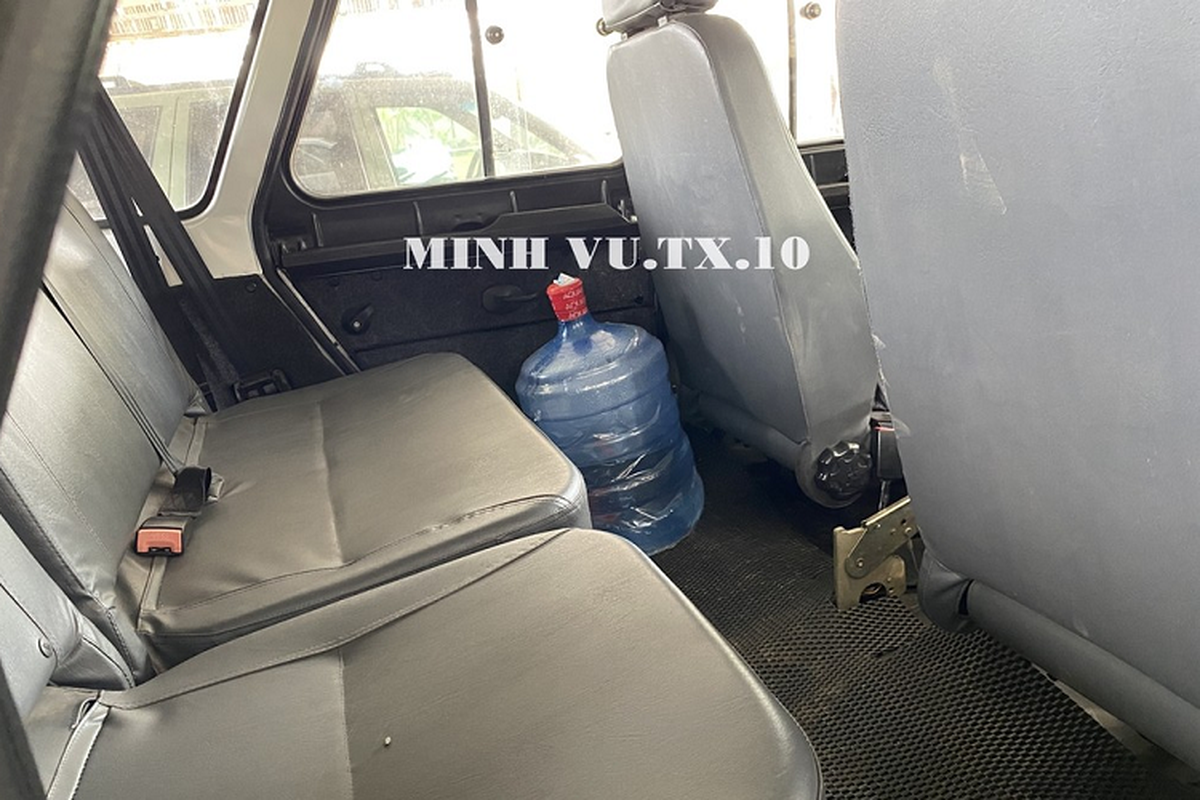 UAZ Hunter gia re Nga trong garage nghin ty cua Dang Le Nguyen Vu-Hinh-7