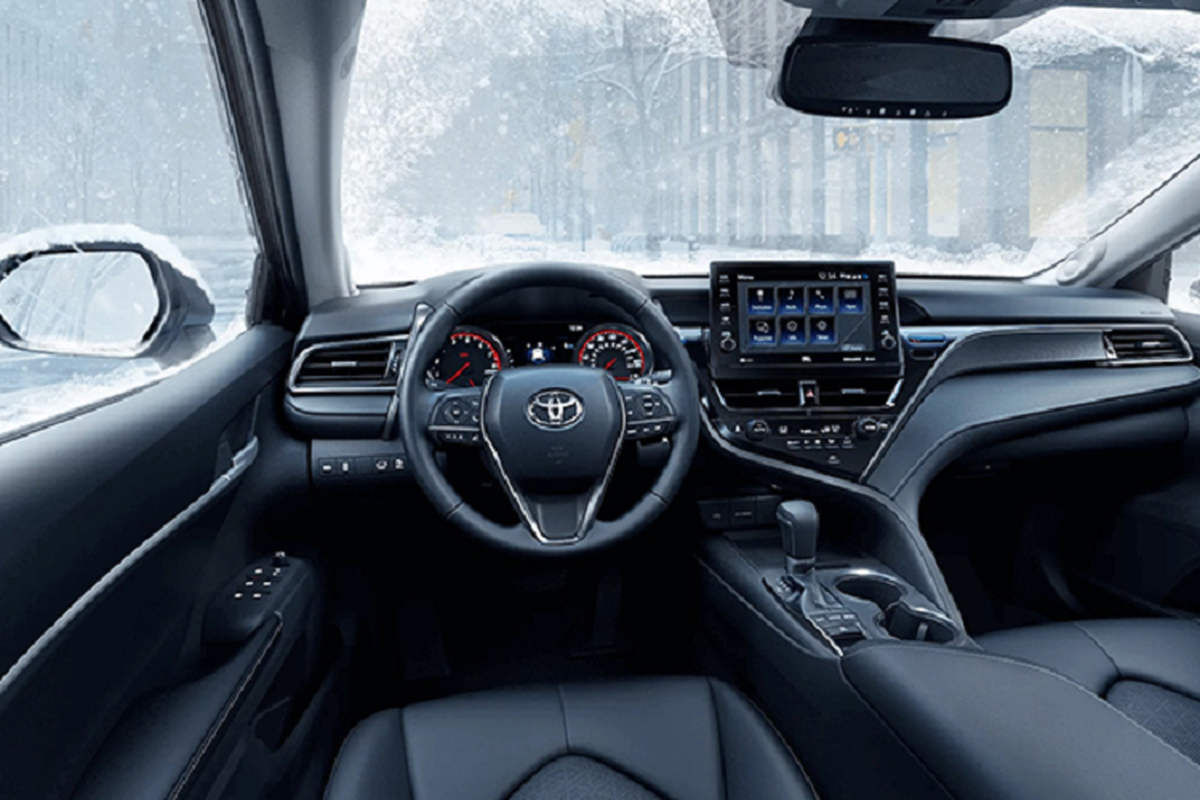 Toyota Camry 2024 sắp ra mắt, tiếp tục dùng động cơ xăng và hybri