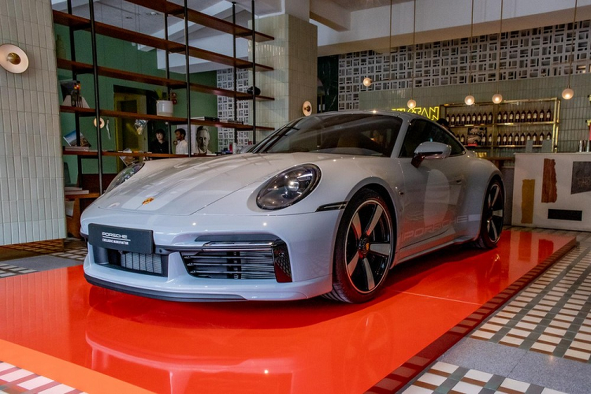 Porsche 911 Sport Classic gan 20 ty “Qua” Vu dat mua da den Singapore