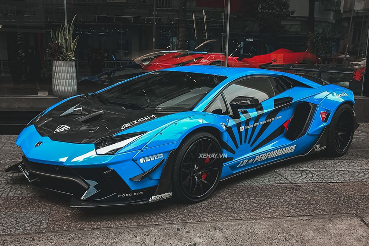 “Tom gon” Lamborghini Aventador Liberty Walk sieu ham ho o Sai Gon-Hinh-2