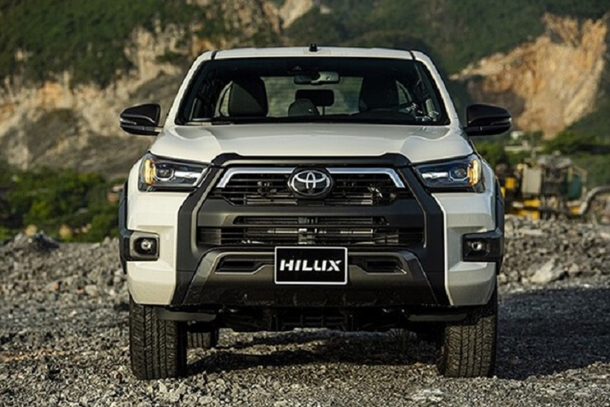 Toyota Hilux 2023 tang gia ban toi 180 trieu dong tai Viet Nam-Hinh-2