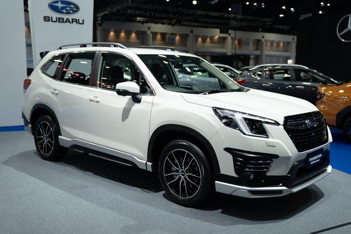 Subaru Forester GT 2023 hon 1 ty dong sap ve Viet Nam 