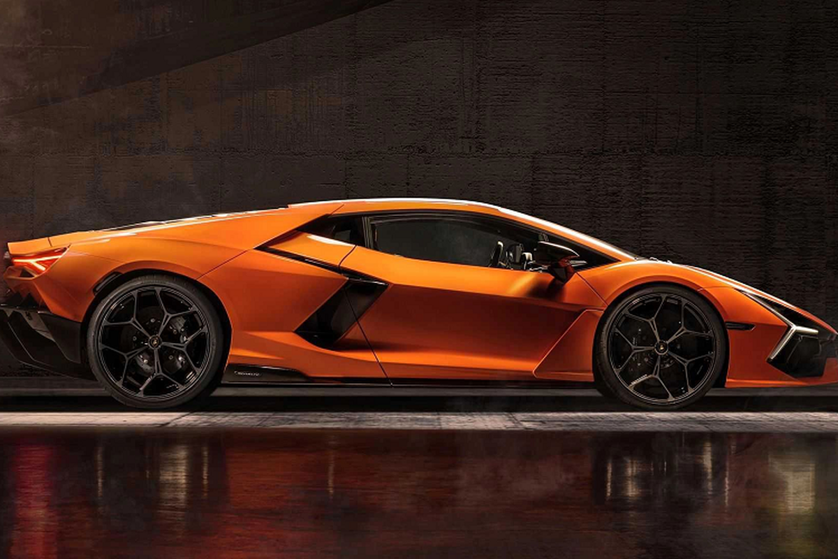 Lamborghini Revuelto tu 650.000 USD - sieu xe hybrid HPEV manh nhat-Hinh-10