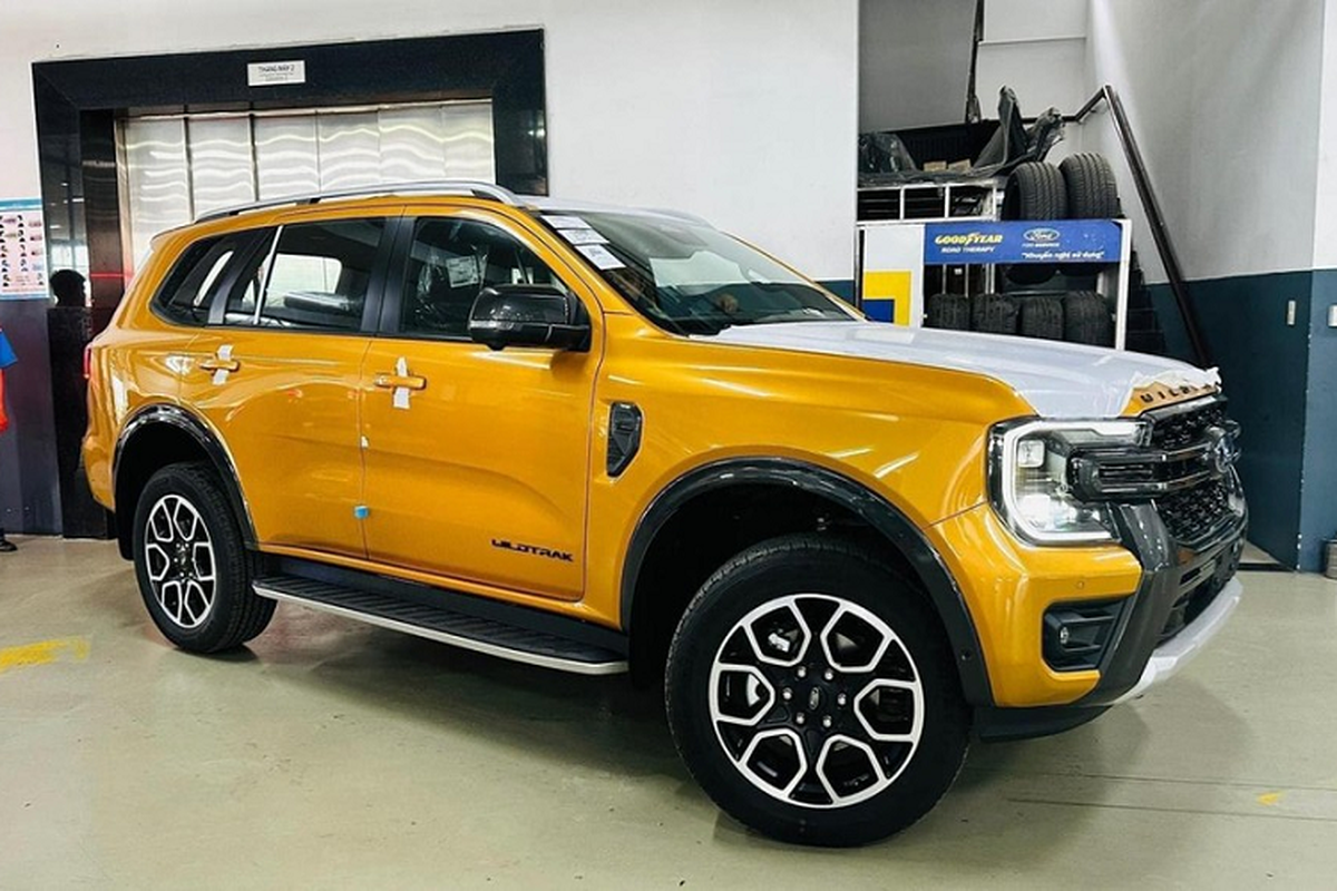 Can canh Ford Everest Wildtrak 2023 gia 1,5 ty dong tai Viet Nam