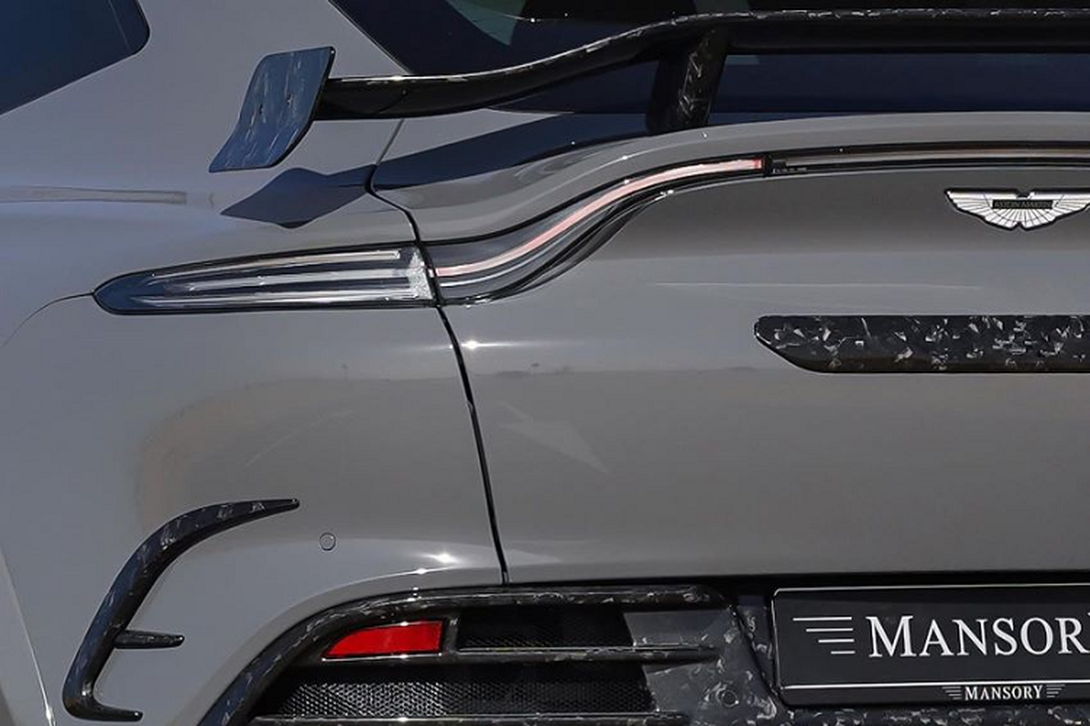 Aston Martin DBX sieu manh “moc them canh” nho goi do Mansory-Hinh-5