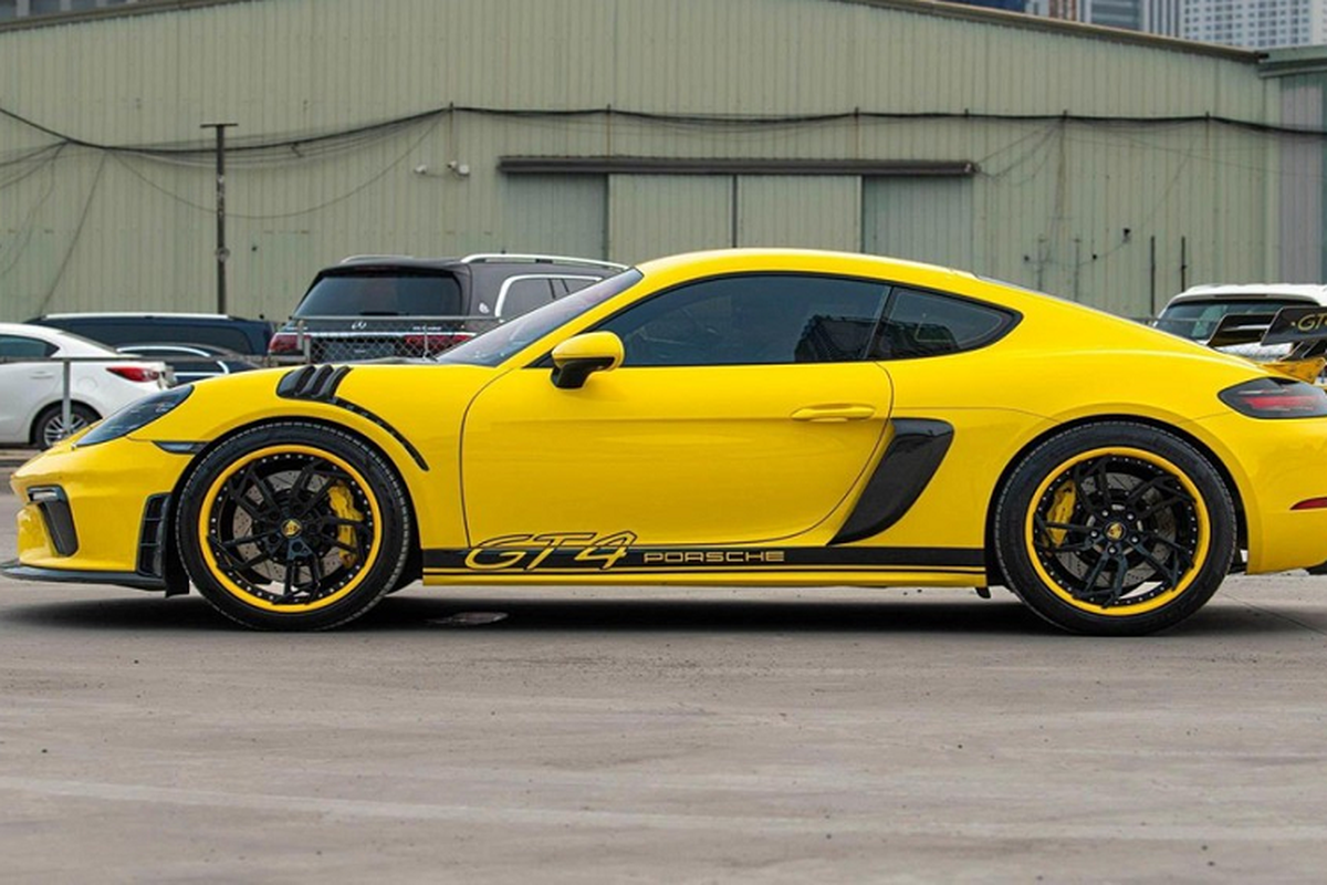 Dai gia Thai Nguyen chi gan 1 ty dong do Porsche 718 Cayman GT4-Hinh-5