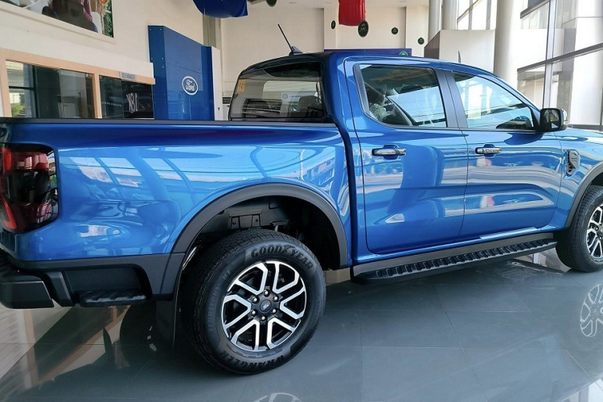 Ford Ranger Sport 2023 lo gia ban tai Viet Nam, re hon ban Wildtrak-Hinh-10