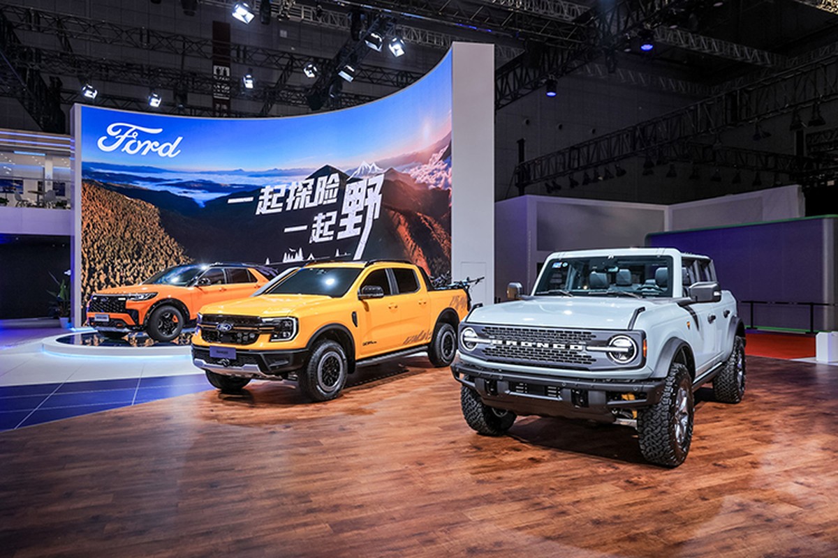 Ford Ranger 2023 tai Trung Quoc so huu nhieu 