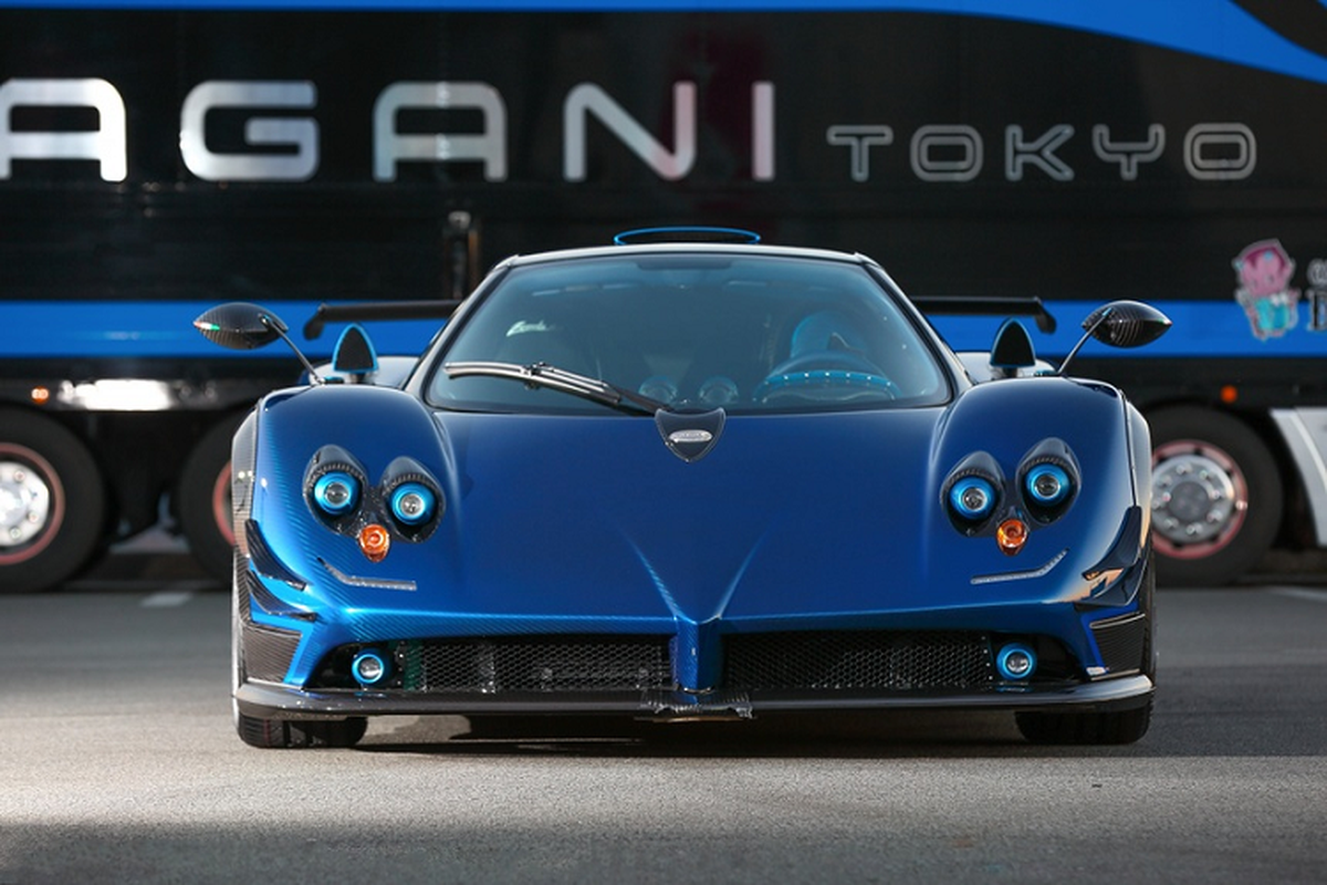 Pagani Zonda Kiryu va Huayra Roadster BC 