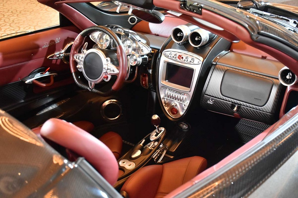 Pagani Zonda Kiryu va Huayra Roadster BC 