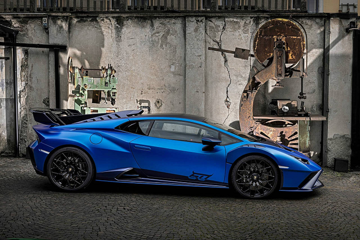 Lamborghini Huracan ban ky niem 60 nam tai Tuan le thiet ke Milan 2023-Hinh-9