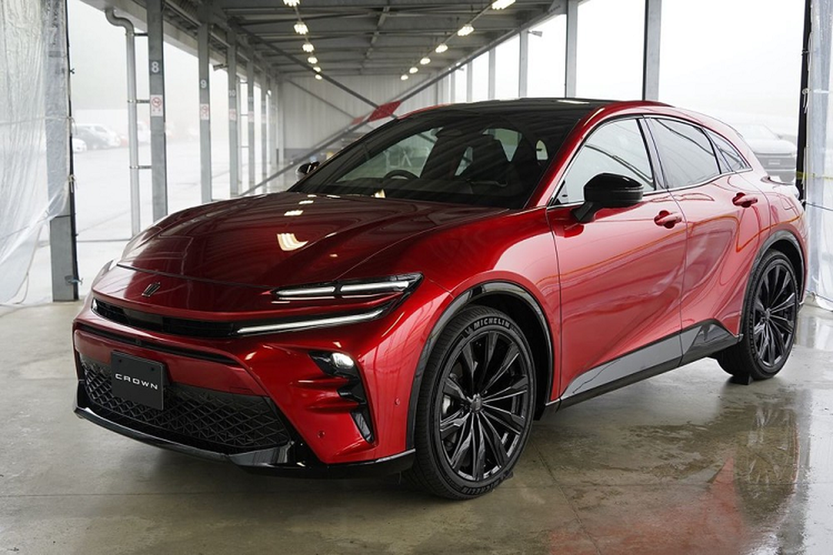 Toyota Crown Sport 2024, chiếc "SUV chủ tịch" chỉ từ 757 triệu đồng?