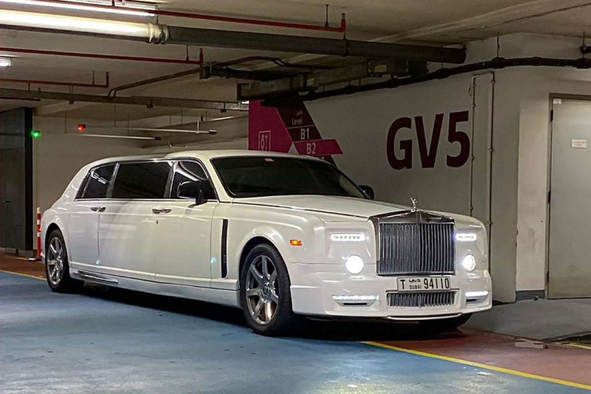 Rolls-Royce Phantom VII is a limousine that is available in Dubai-Hinh-3