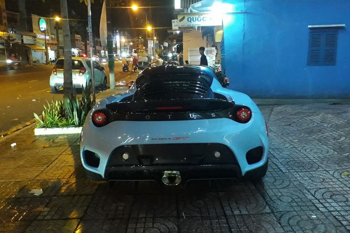 Lotus Evora GT doc nhat Viet Nam trung bien 