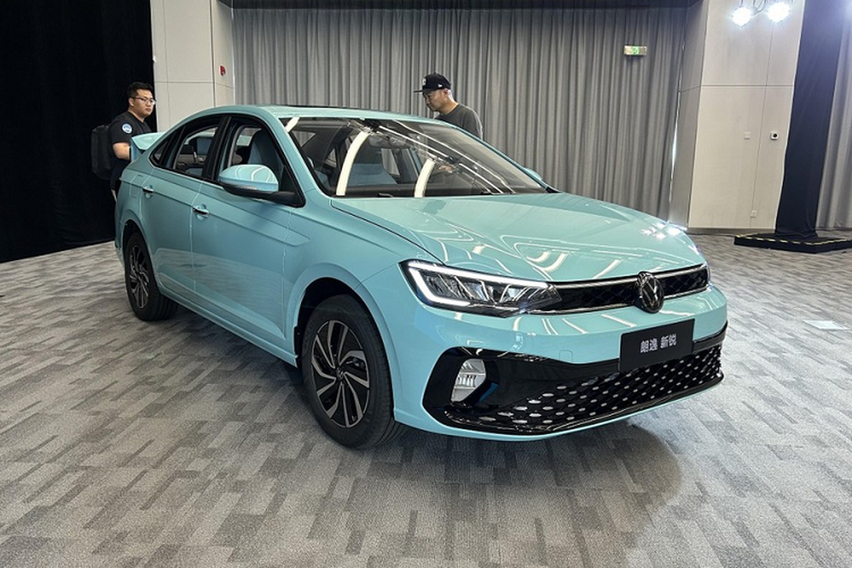 Volkswagen Lavida XR chi 330 trieu dong, “em song sinh” cua Virtus tien ty