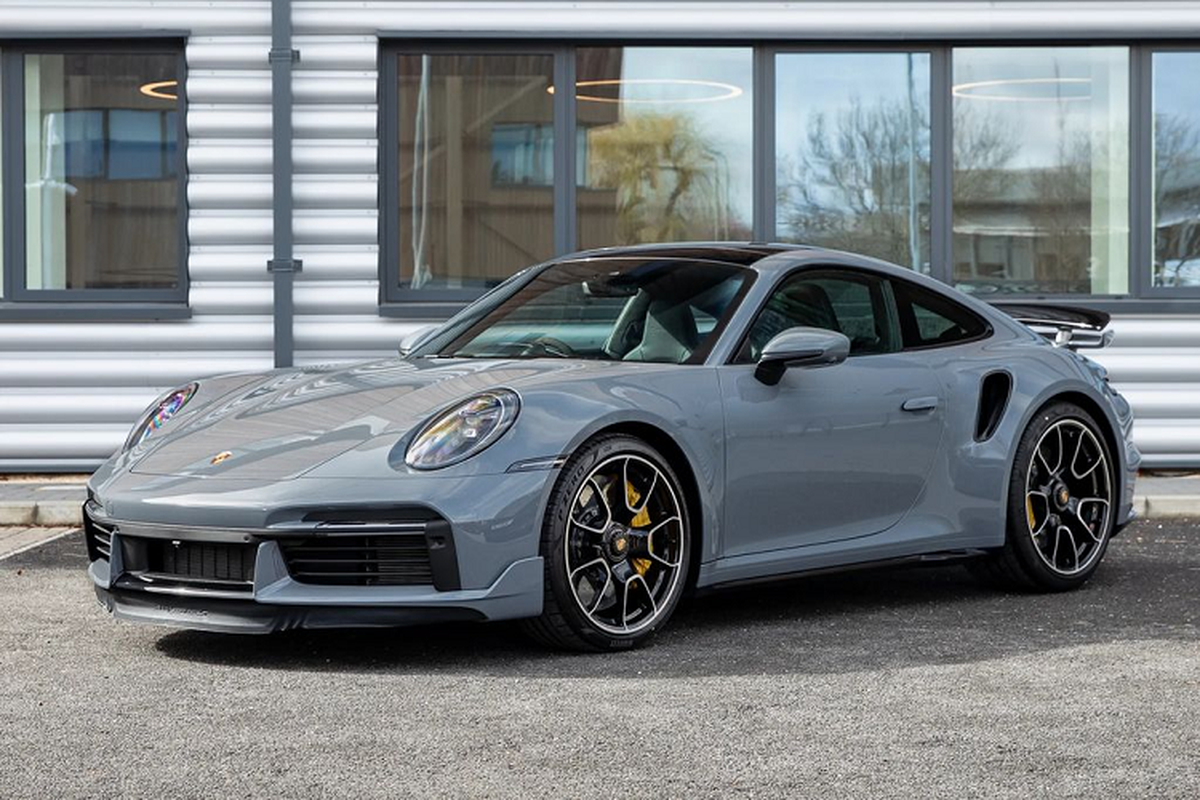 Porsche 911 Turbo S 992 