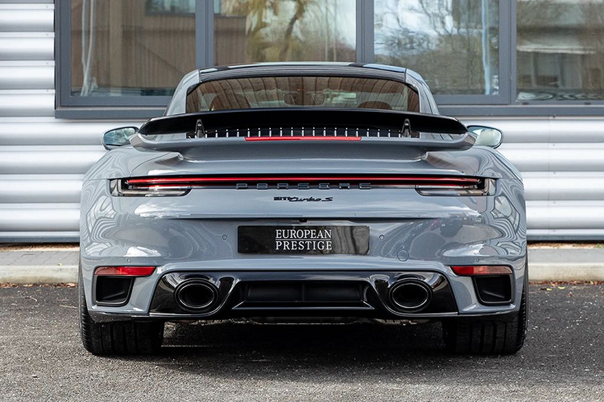 Porsche 911 Turbo S 992 