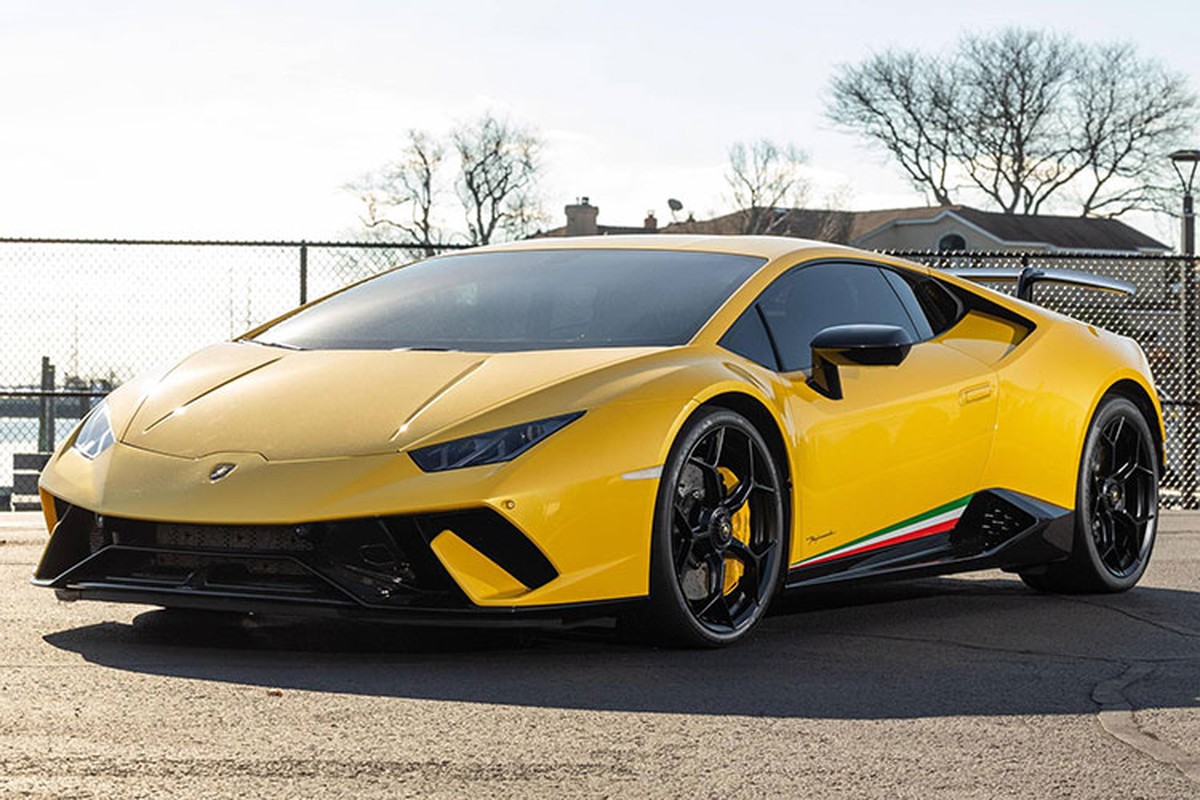 Lamborghini Huracan hon 33 ty 