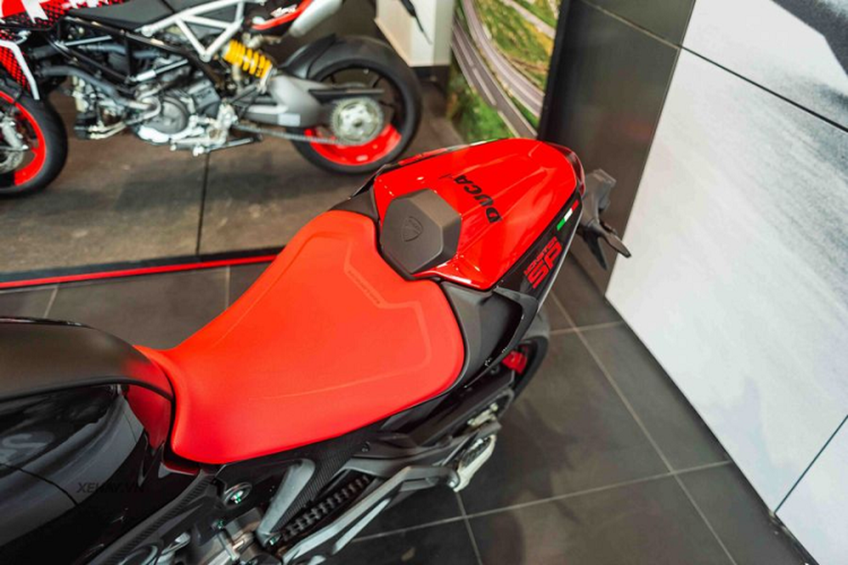 Can canh Ducati Monster SP 2023 ve Viet Nam, gan 400 trieu dong-Hinh-6