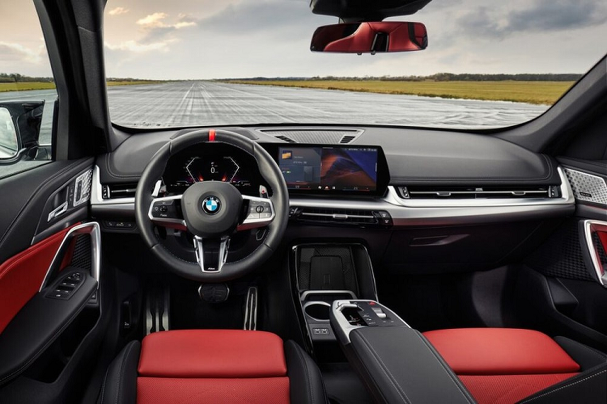 BMW X1 M35i xDrive 2023 tu 49.900 USD, dong co 4 xi-lanh manh nhat-Hinh-8