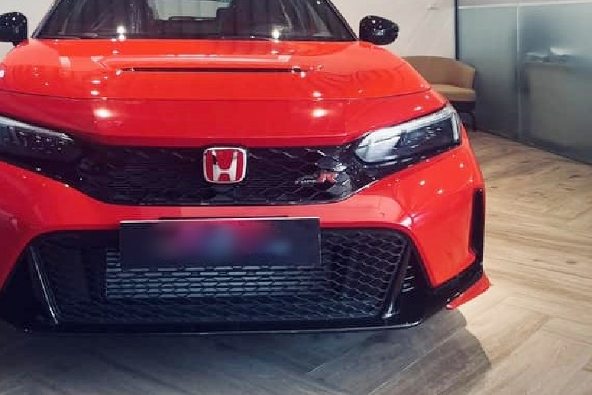 Honda Civic Type R 2023 dau tien tai Viet Nam so huu mau do Rallye-Hinh-3