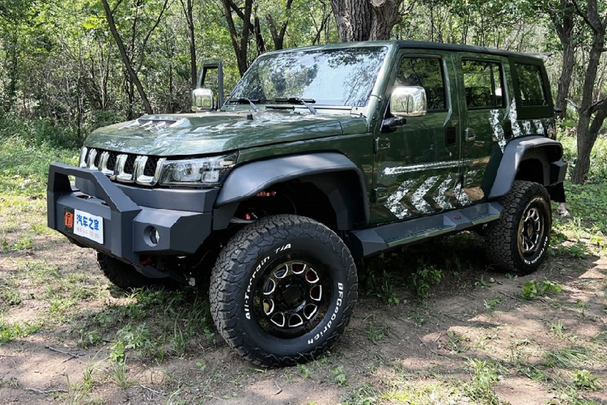 Beijing BJ40 Rainforest Crossing Edition - SUV off-road gia re duoi 1 ty dong-Hinh-2