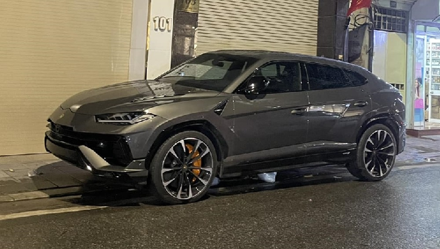 Dai gia Ha Noi tau Lamborghini Urus S dau tien tai Viet Nam, hon 14 ty-Hinh-2