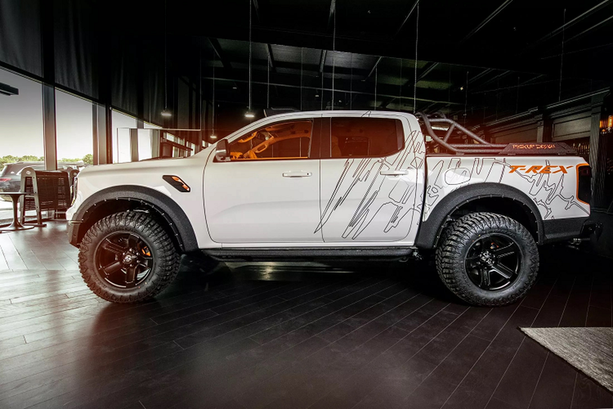 Ford Ranger Raptor do CRX T-Rex - 