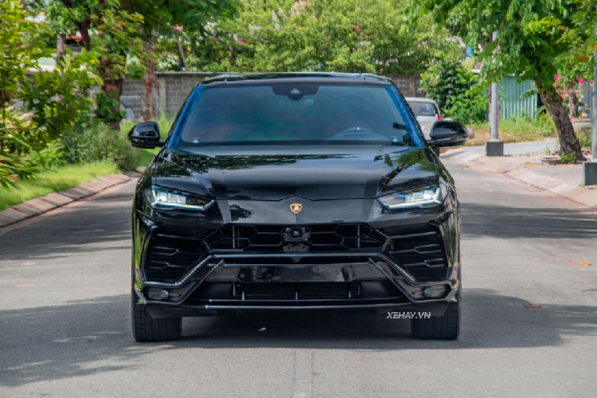 Lamborghini Urus “noi y” do trang bi khung rao ban 23 ty o Sai Gon-Hinh-2