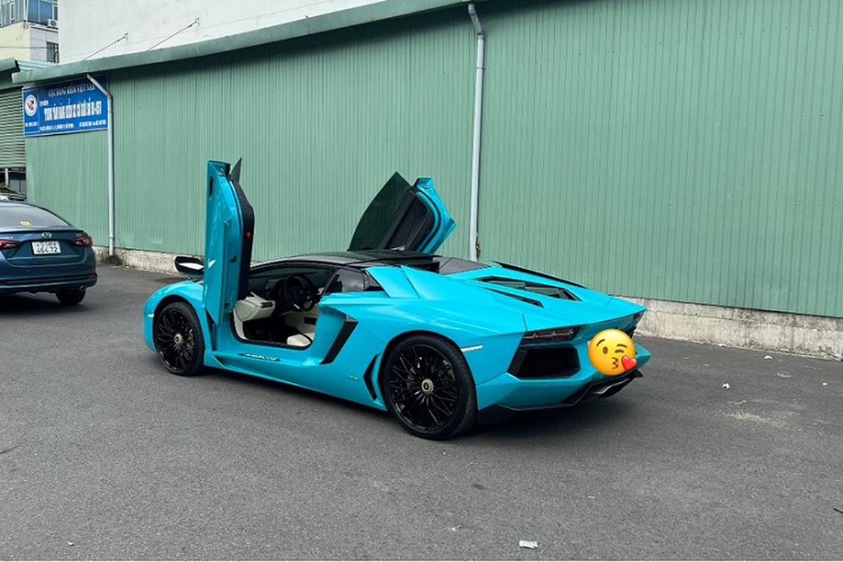 Lamborghini Aventador SVJ Roadster 