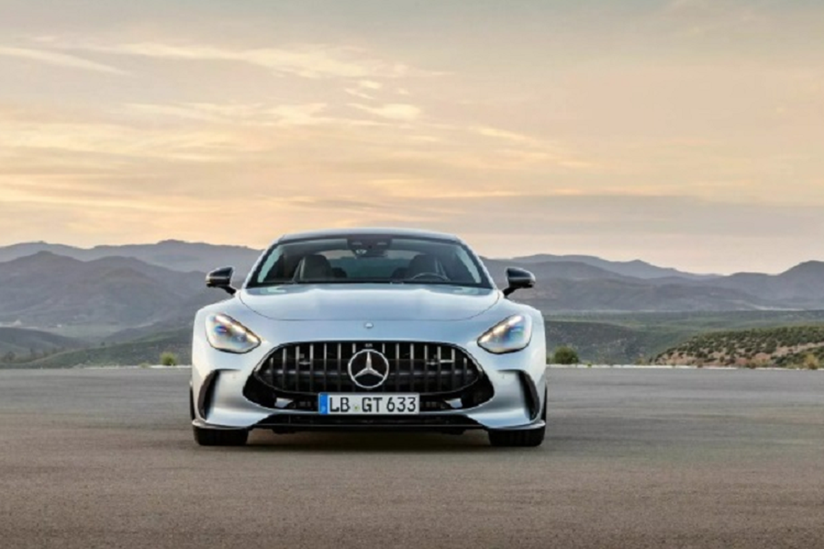 Mercedes-AMG GT 2024 ra mat - to va dep hon, manh 577 ma luc