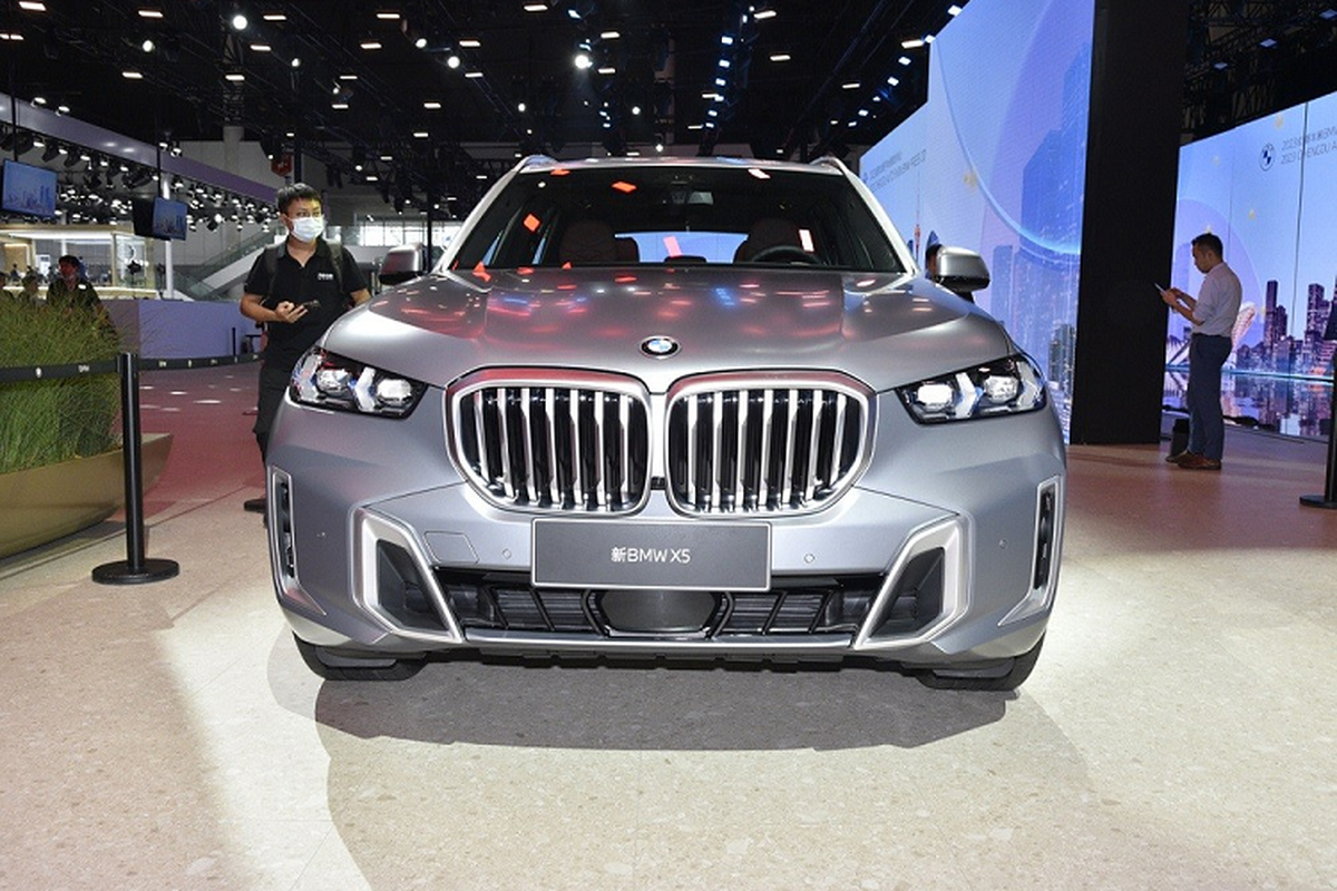 BMW X5 Li 2024 - SUV hang sang hon 2 ty dong ban 