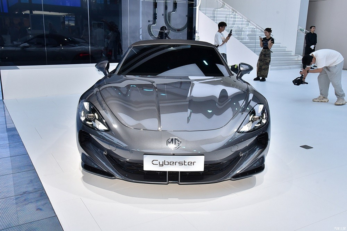 MG Cyberster tu 33.000 USD tai Trung Quoc, cua cat keo nhu Lamborghini-Hinh-6