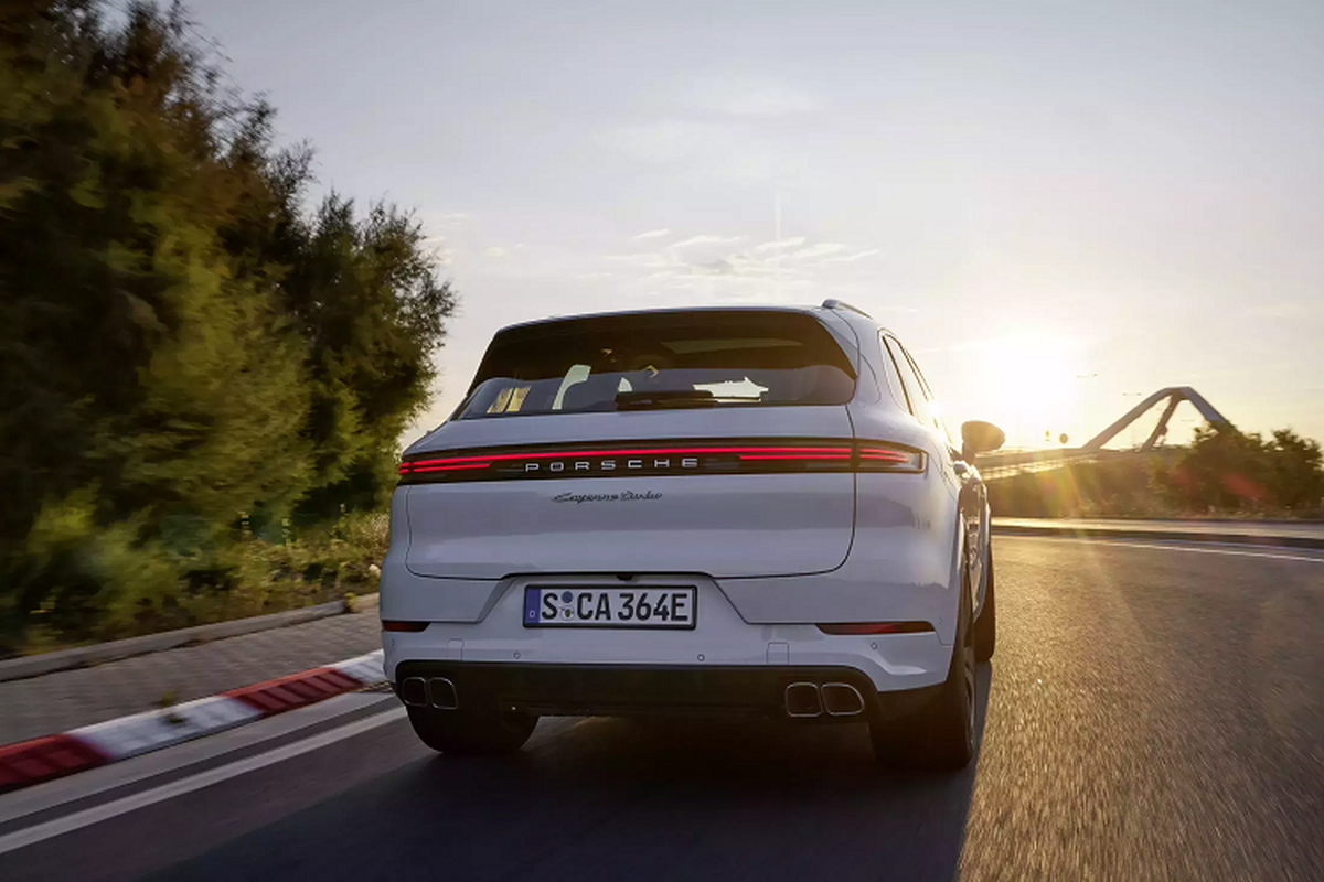 Porsche Cayenne Turbo E-Hybrid 2024, SUV “xanh” manh toi 730 ma luc-Hinh-9