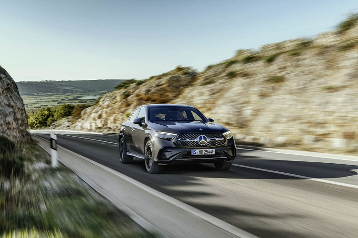 Mercedes-AMG GLC Coupe 2024 may 4 xi-lanh, “nho nhung co vo“-Hinh-9