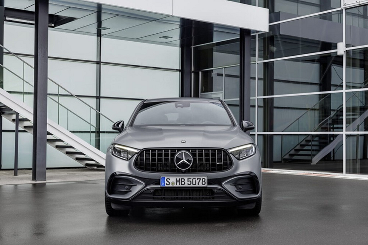 Mercedes-AMG GLC Coupe 2024 may 4 xi-lanh, “nho nhung co vo“