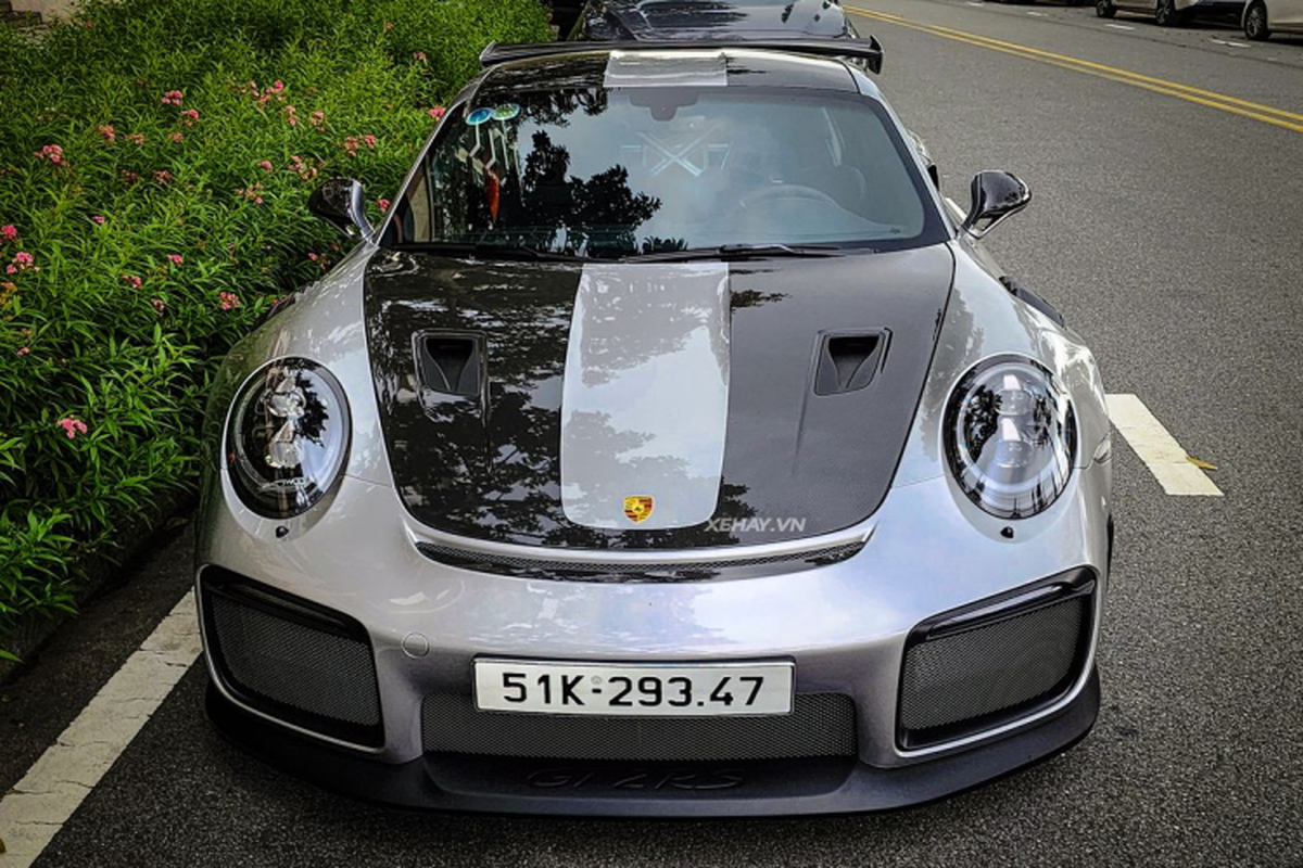 Porsche 911 GT2 RS hon 20 ty do goi Weissach dat nhat Viet Nam-Hinh-3