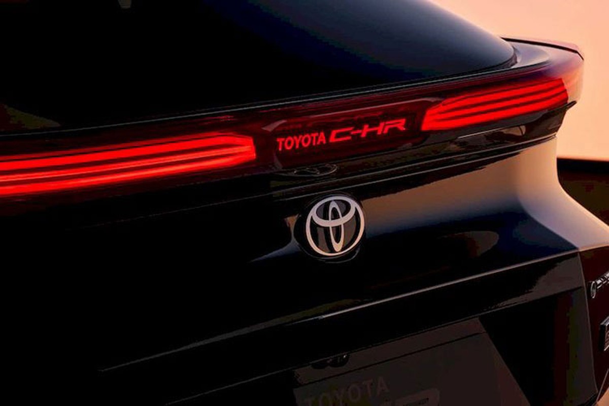Toyota C-HR 2024 tu 879 trieu dong vua ra mat co gi hay?-Hinh-5
