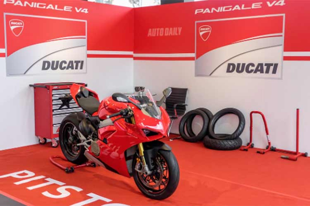 Ducati Panigale V4 S 2023 cua Ngoc Trinh gia hon 1 ty co gi hay?-Hinh-10