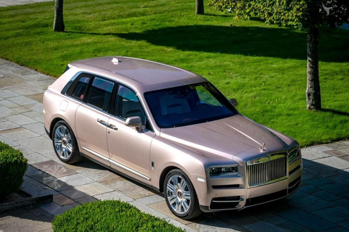 Rolls-Royce Cullinan noi that kham trai doc nhat, khong duoi 17 ty dong