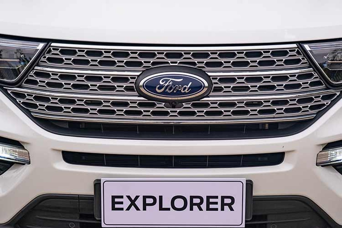 Ford Explorer hon 2,4 ty tai Viet Nam, trang bi 