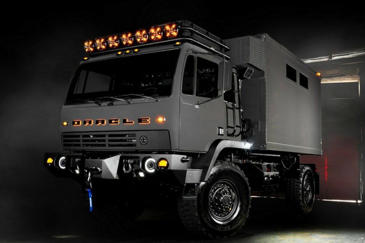 M1079 - chiec xe camping “chac nhu lo cot” cua Oracle Lighting-Hinh-8