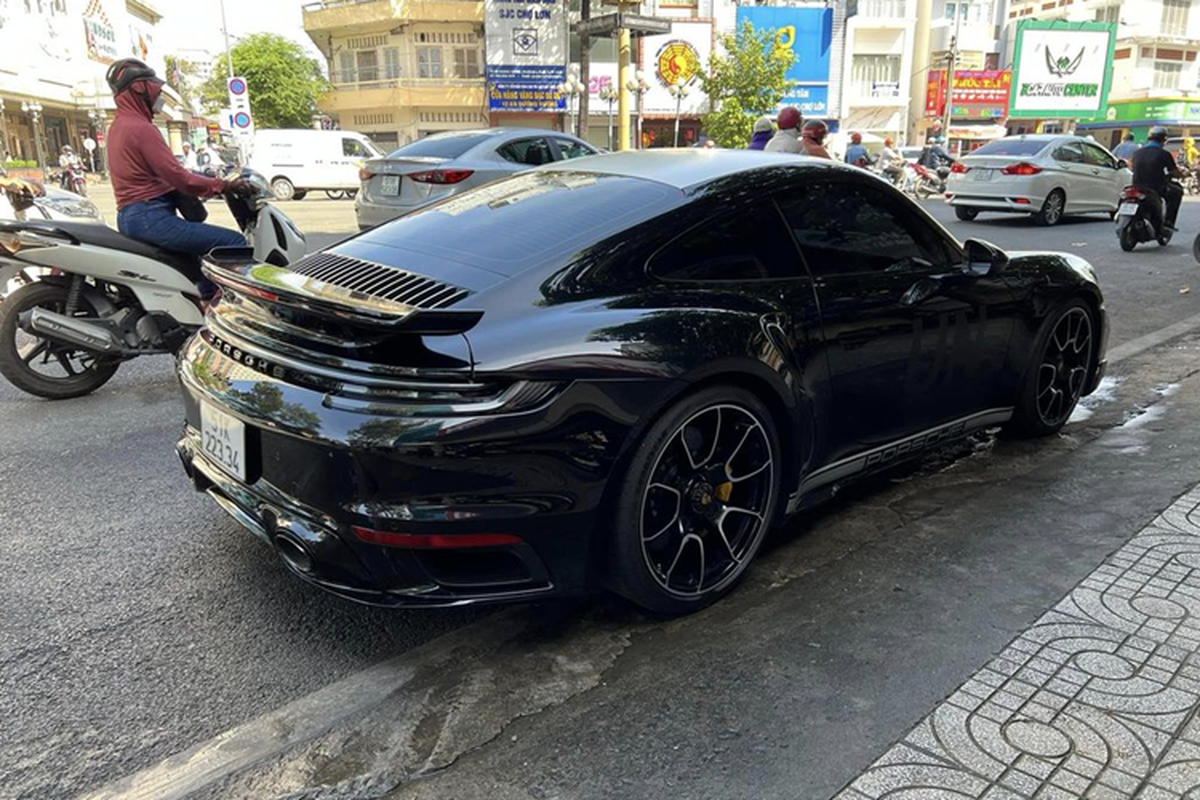 Porsche 911 Turbo 992 hon 15 ty cua ong Dang Le Nguyen Vu co gi?-Hinh-10