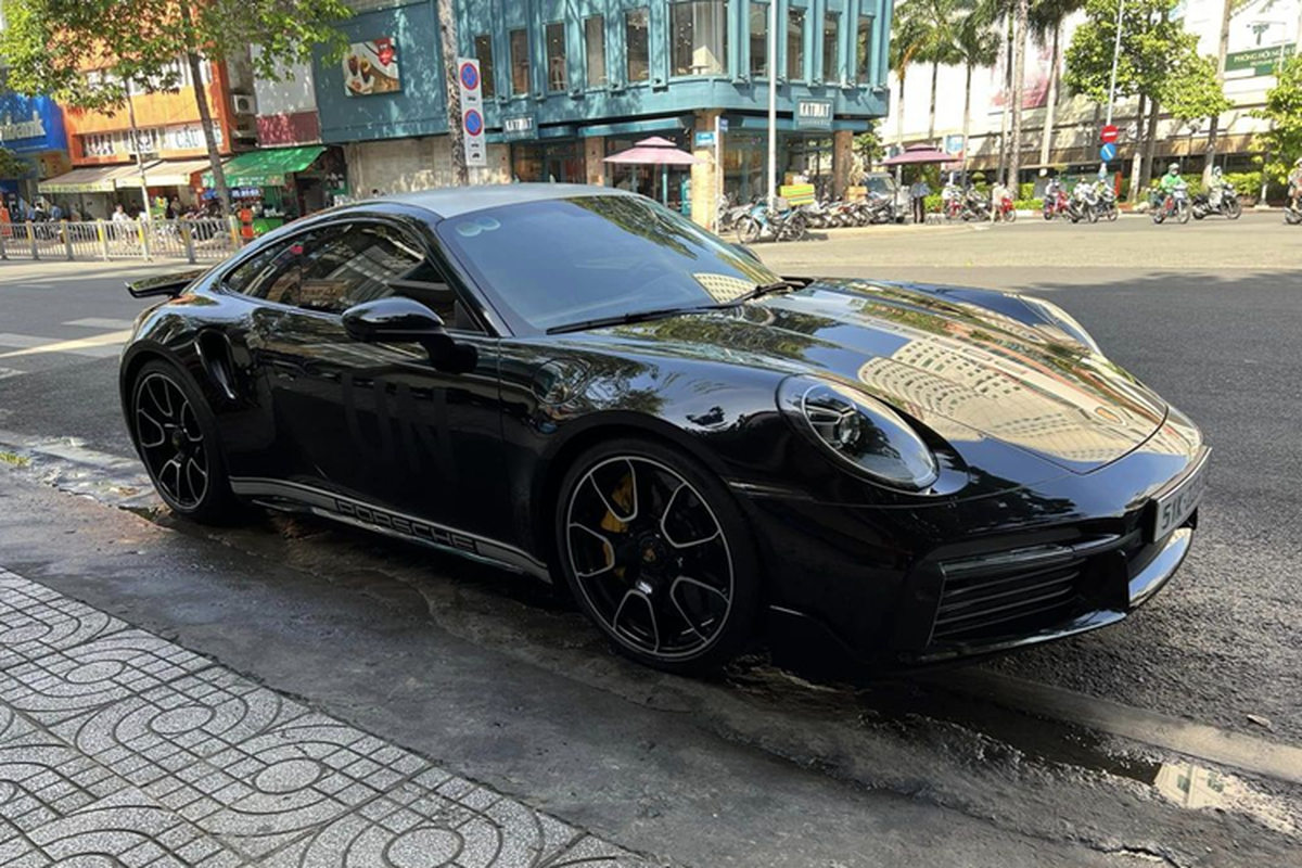 Porsche 911 Turbo 992 hon 15 ty cua ong Dang Le Nguyen Vu co gi?