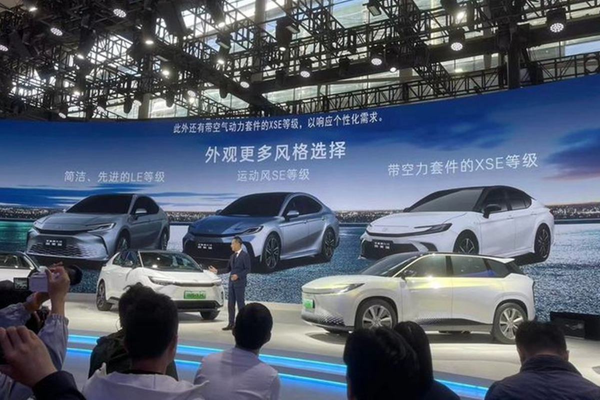 Toyota Camry 2025 launched in China What is the different design in the world?-Picture-2