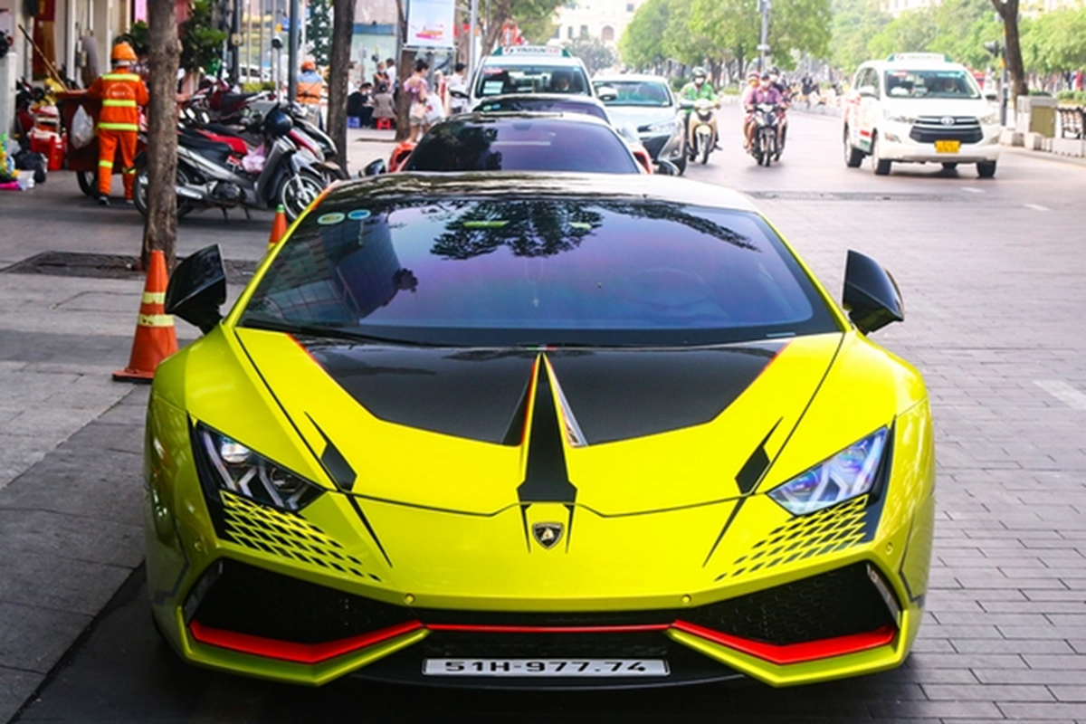 Lamborghini Huracan cua Doan Di Bang rao ban do gi ma hon 1 ty dong?-Hinh-3