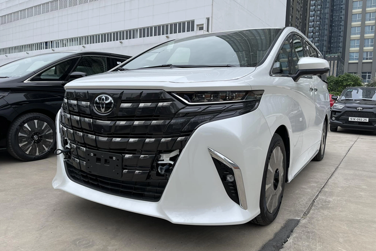 Ly do Toyota Alphard 2024 nhap tu Viet Nam dat hon 300 trieu chinh hang-Hinh-9