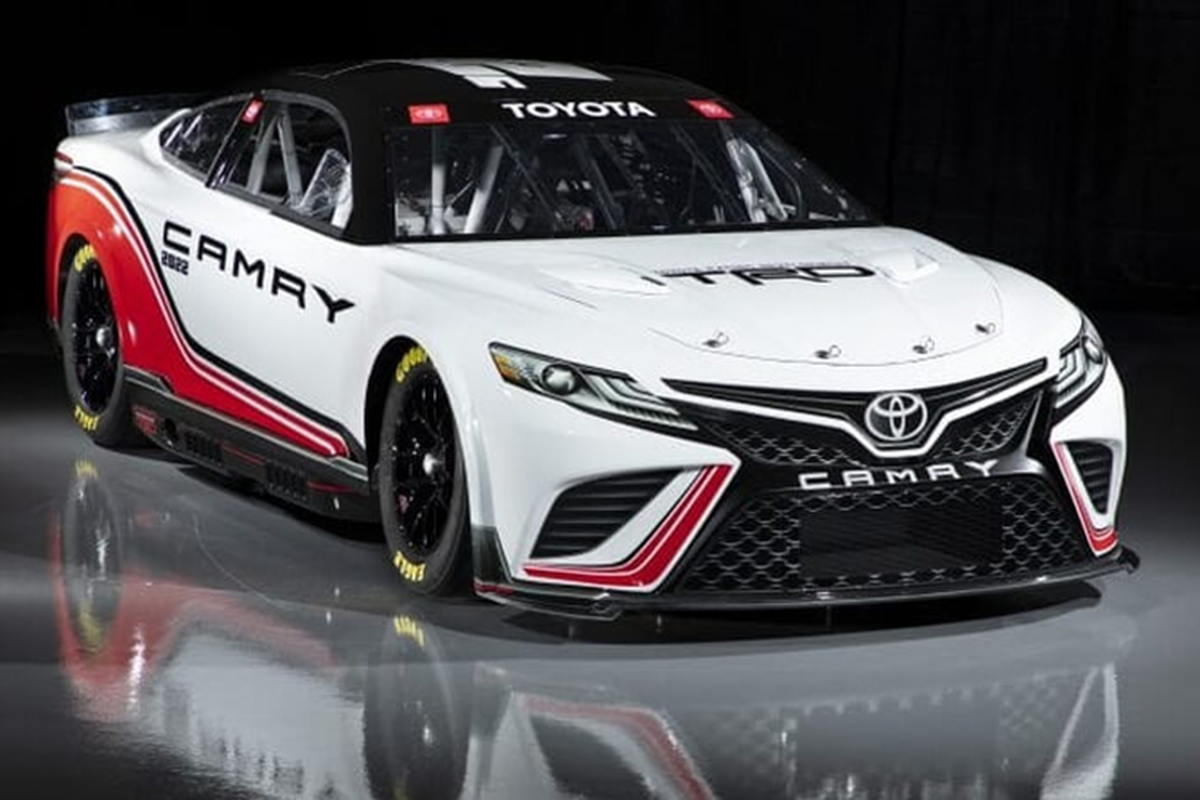 Toyota Camry XSE 2024 da san sang cho NASCAR Cup 2024-Hinh-8